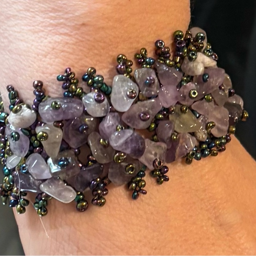 Purple Amathyst gemstone and  Beaded Bracelet